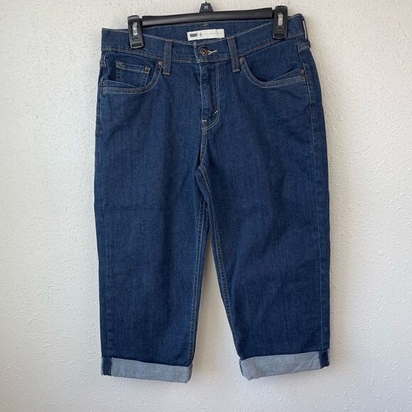 Levi’s Capri Denim Jeans Size 6 EUC - Picture 1 of 5
